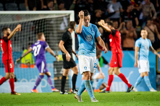 Marcus Antonsson of Malmö FF looks dejected