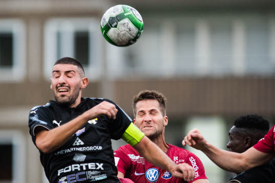 Hisingbackas Dennis Balint och Örgrytes Gabriel Altemark
