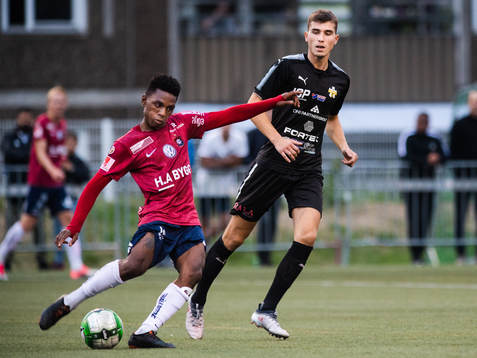 Örgrytes Dida Rashidi och Hisingbackas Kristian Kocevski