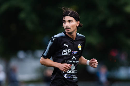 Hisingbackas Martin Zanjanchi gestikulerar