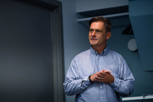 Dr Tim Crabbe