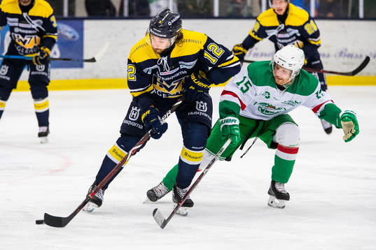 s Andreas Thuresson och Rögles Simon Ryfors