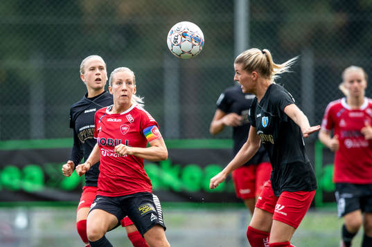 Limhamn Bunkeflos Mia Persson mot Göteborgs Filippa