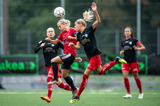 Limhamn Bunkeflos Mia Persson mot Göteborgs Filippa