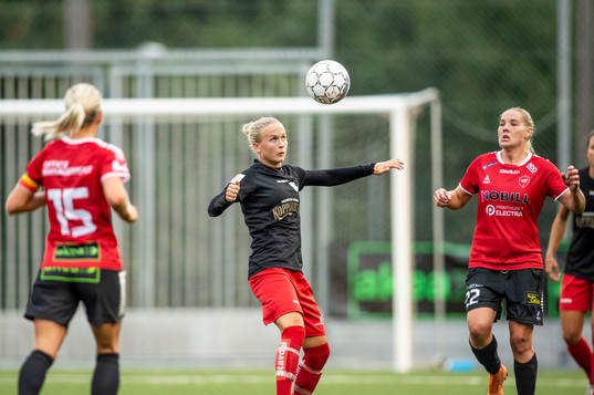 Göteborgs Filippa Curmark mot Limhamn Bunkeflos Mia