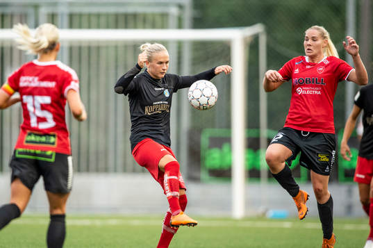 Göteborgs Filippa Curmark mot Limhamn Bunkeflos Mia