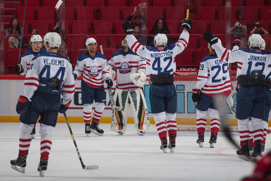 All-Stars Syd firar vinsten i välgörenhetsturneringen All