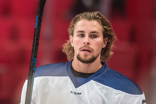 forward Adrian Kempe