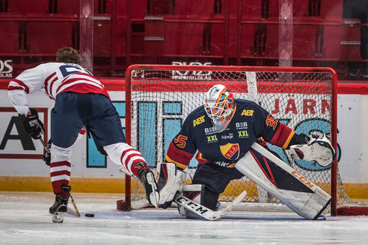 All-Stars Nord forward Rikard Rakell fri mot Djurgården