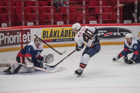 forward Jacob Josefson med ett friläge mesans All-Stars