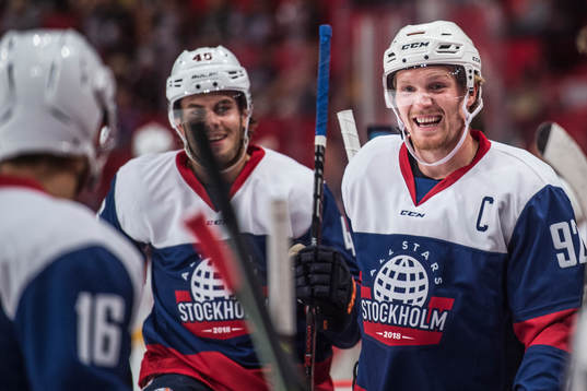 forward Gabriel Landeskog