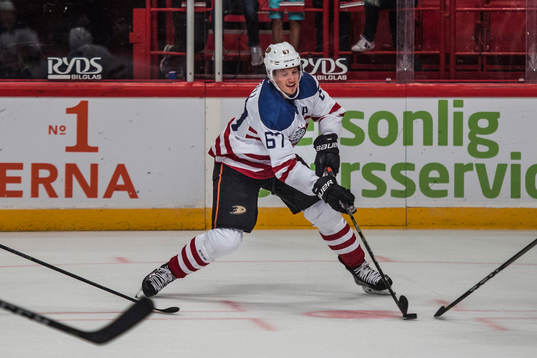 forward Rikard Rakell