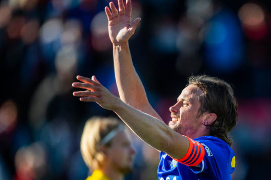Sundsvalls Linus Hallenius jublar