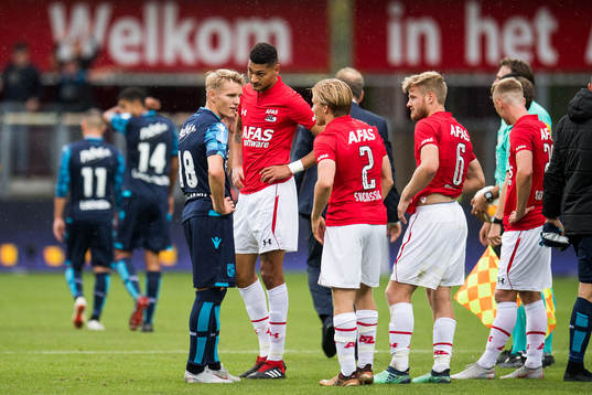 Martin Ødegaard of Vitesse and Bjørn Maars Johnsen, Jonas