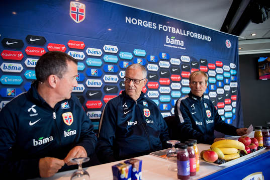 Per Joar Hansen, assistant coach, Lars Lagerbäck, head