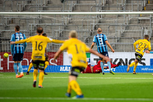 Elfsborgs Alex Dyer jublar