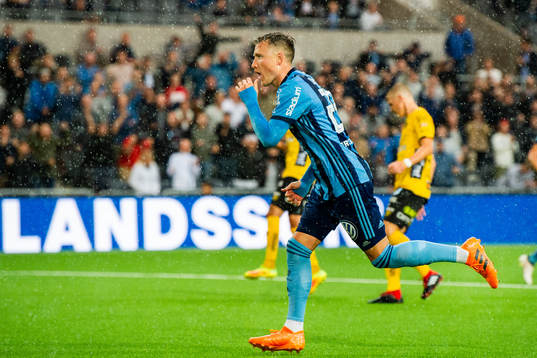 Djurgårdens Fredrik Ulvestad jublar