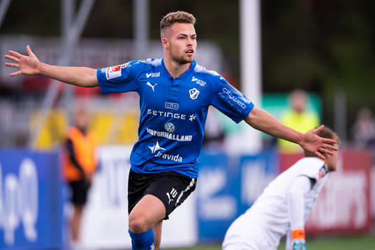 Halmstads Gabriel Gudmundsson jublar