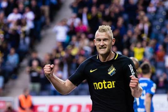 s Robin Jansson jublar