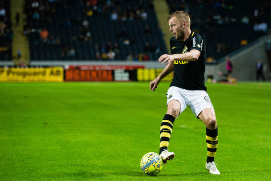 s Sebastian Larsson