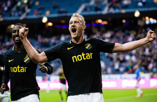 s Robin Jansson jublar