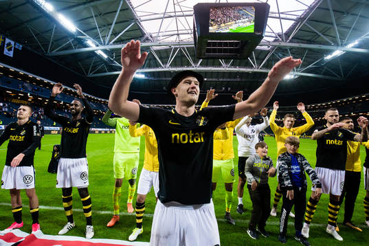 s Robin Jansson jublar