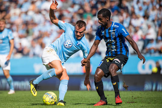 Malmö FFs Eric Larsson och Sirius Karvan Ahmadi