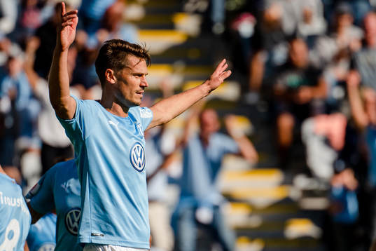 Malmö FFs  Markus Rosenberg  jublar