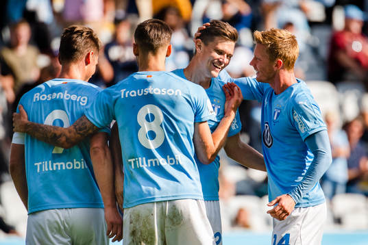 Malmö FFs Markus Rosenberg, Arnór Ingvi Traustason och