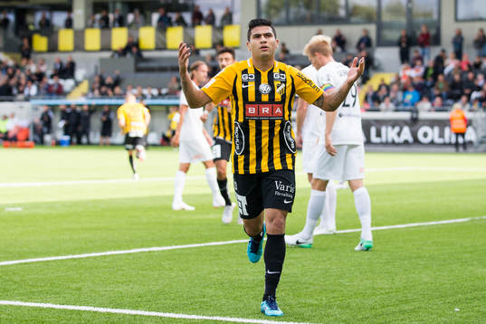 Häckens Paulinho jublar