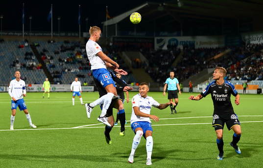 Norrköpings Kasper Larsen  nickar