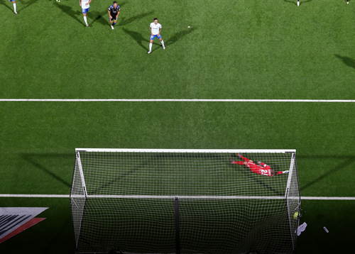 Mål 1-1 på straff av Norrköpings David Moberg Karlsson
