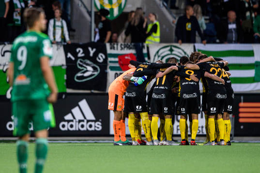 Hammarbys spelare samlade