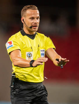 Domaren Kristoffer Karlsson