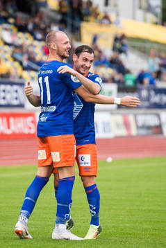 Aron Elís Thrándarson of Aalesund celebrates the 0-2 goal