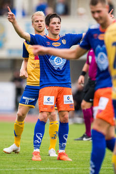Sondre Fet of Aalesund celebrates the 0-3 goal while Daniel