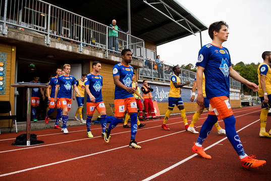 Erikson Spinola Lima and Sondre Fet of Aalesund enter the