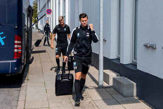 Rasmus Bengtsson and Marcus Antonsson of Malmö FF arrive