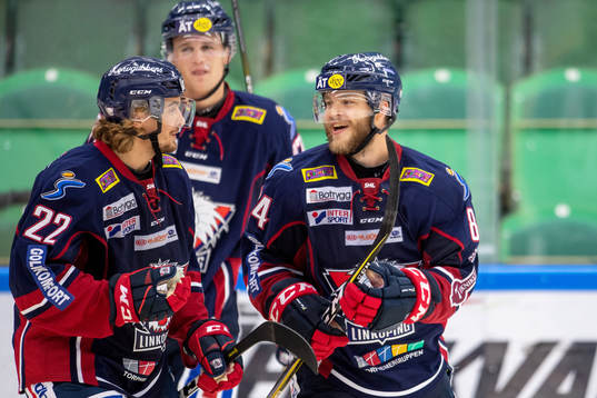Linköpings Adam Brodecki och Jimmy Andersson jublar