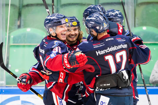 Linköping Olle Lycksell och Adam Brodecki jublar