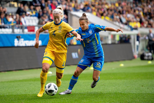 Sveriges Hanna Glas och Ukrainas Olha Ovdiychuk