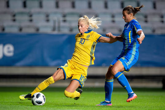 Sveriges Sofia Jakobsson och Ukrainas Iryna Vasliuk