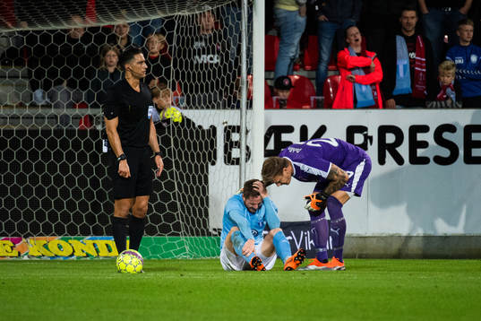 Lasse Nielsen of Malmö FF is in pain