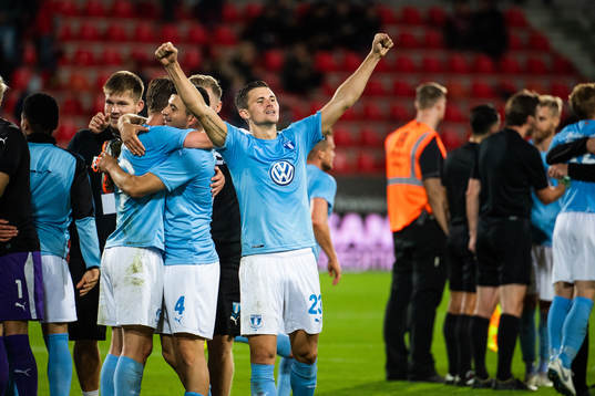 Marcus Antonsson of Malmö FF celebrates