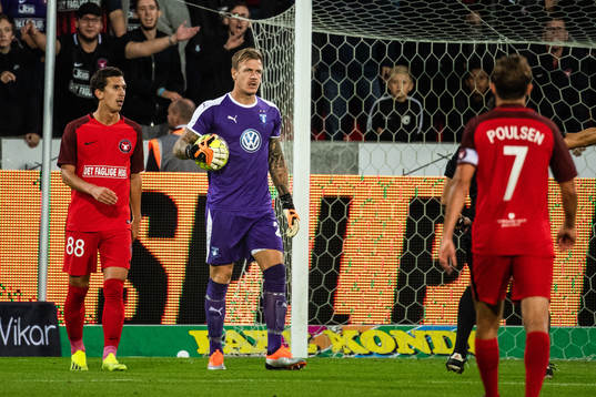 Goalkeeper Johan Dahlin of Malmö FF