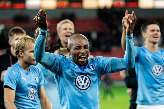 Fouad Bachirou of Malmö FF celebrate