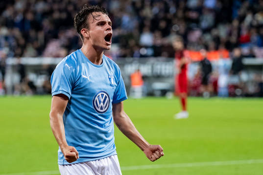 Andreas Vindheim of Malmö FF celebrates with supporters