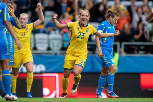 Sveriges Elin Rubensson jublar