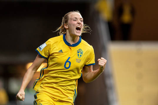 Sveriges Magdalena Eriksson jublar