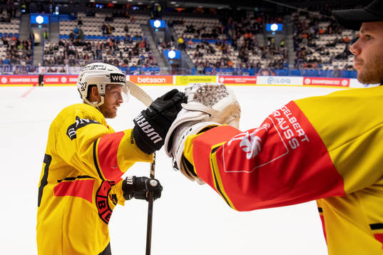 Marc Kämpf of Berns celebrates
